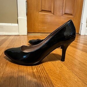 Black Patent Leather Pumps, size 8, 3” heels